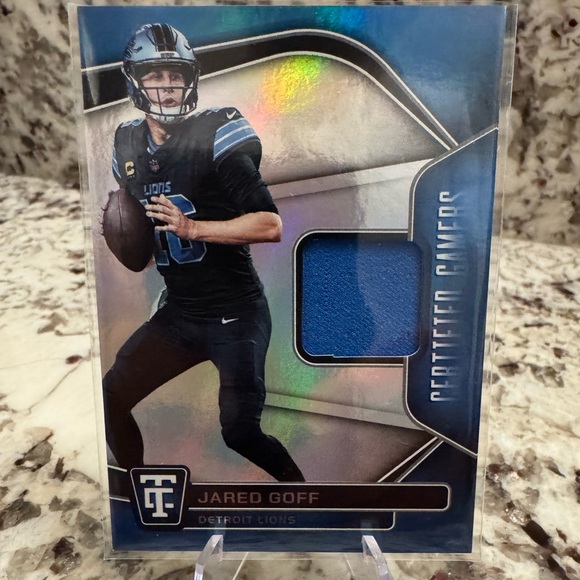 2024 Jared Goff Totally Certified Patch Panini card - Picture 1 of 2